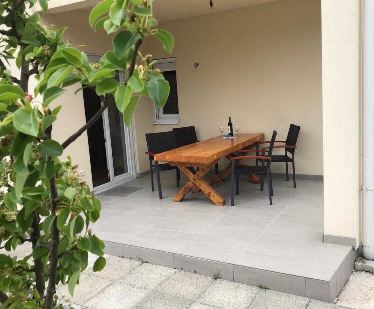 Apartmant Jela Lägenhet Zaton  Exteriör bild