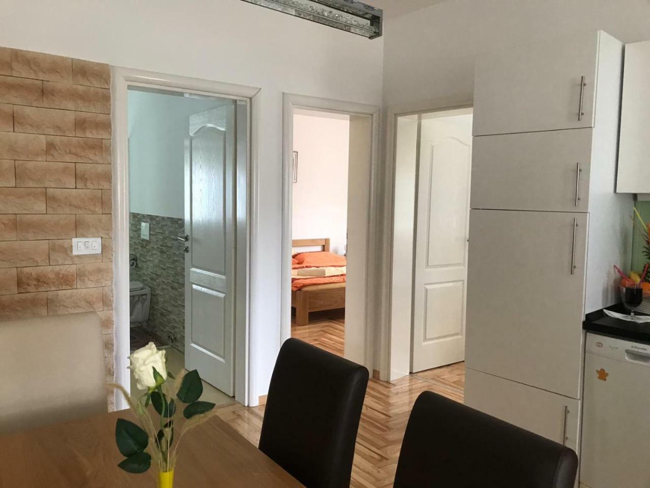 Apartmant Jela Lägenhet Zaton  Exteriör bild